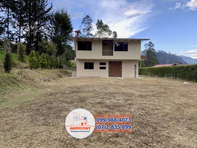 C1140 Amplia propiedad con construcción en venta